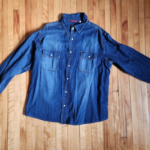 Levi's jean snap button shirt, size XXL - Picture 2 of 5